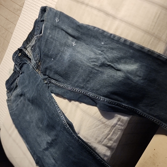 Levi's - Picture 3 of 4